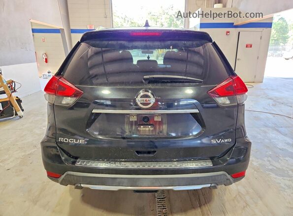 KNMAT2MV7JP608894 2018 NISSAN ROGUE Black Rear view