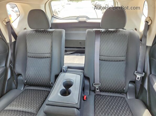KNMAT2MV7KP544387 2019 NISSAN ROGUE Белый Вид задних сидений
