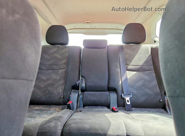 KNMAT2MV8GP600134 2016 NISSAN ROGUE Silver Вид задніх сидінь