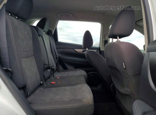 KNMAT2MV8GP723934 2016 NISSAN ROGUE White Vista interior trasera