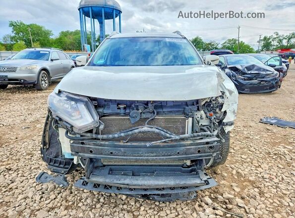 KNMAT2MV8HP528935 2017 NISSAN ROGUE Белый Вид спереди