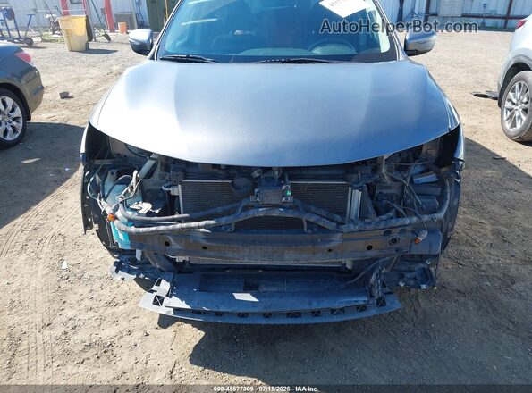 KNMAT2MV8HP577343 2017 NISSAN ROGUE Серый Вид спереди