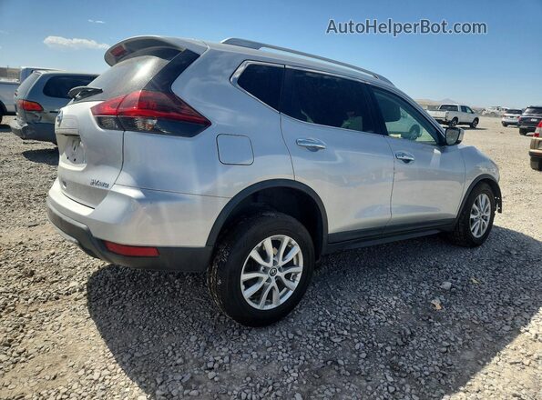 KNMAT2MV8JP530321 2018 NISSAN ROGUE Silver Հետևի աջ