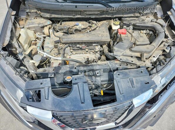 KNMAT2MV8JP567014 2018 NISSAN ROGUE Серый Вид подкапотного пространства