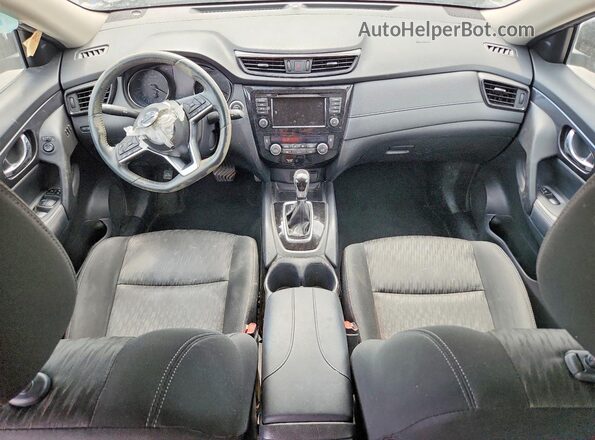 KNMAT2MV8JP567014 2018 NISSAN ROGUE Серый Вид панели приборов