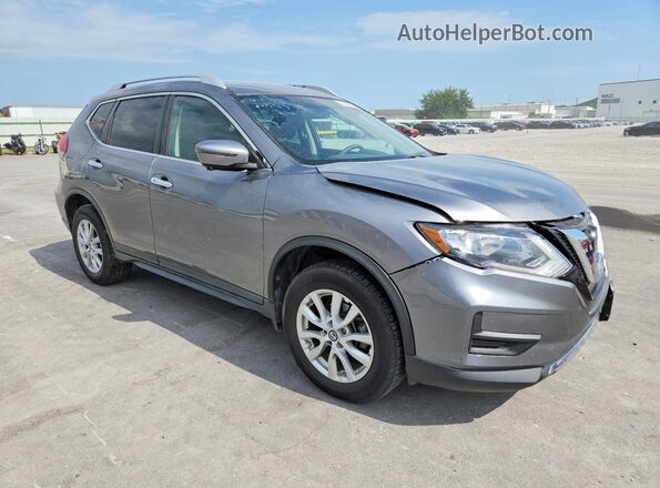 KNMAT2MV8JP567014 2018 NISSAN ROGUE Серый Передняя правая четверть