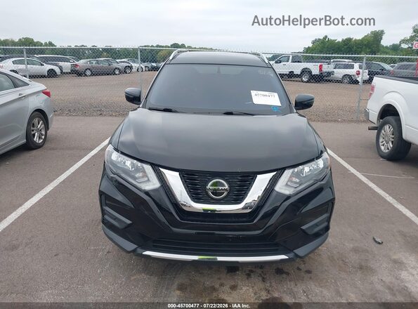 KNMAT2MV8JP606359 2018 NISSAN ROGUE Black Rear interior view
