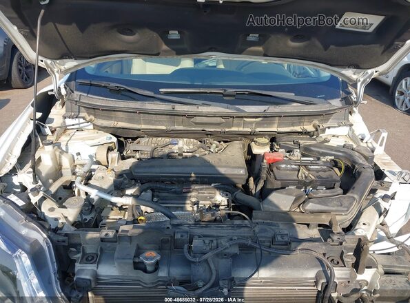 KNMAT2MV9GP610414 2016 NISSAN ROGUE White Вид ззаду