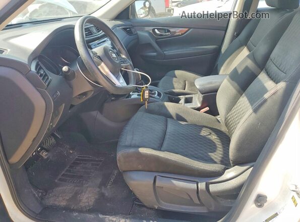 KNMAT2MV9HP510475 2017 NISSAN ROGUE White Вид салону спереду
