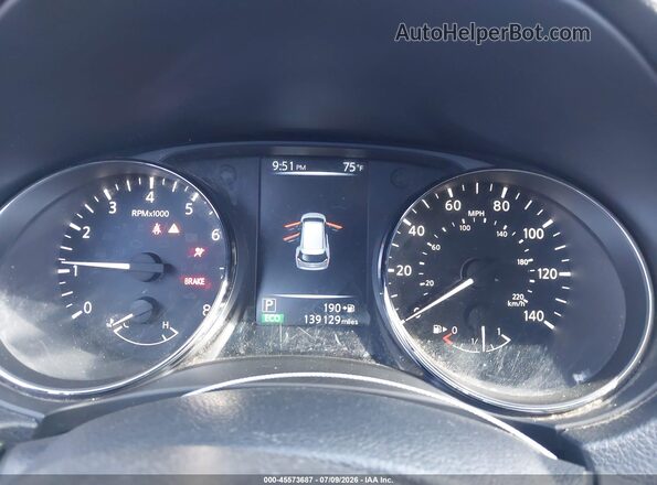 KNMAT2MV9HP571549 2017 NISSAN ROGUE White Вид задніх сидінь
