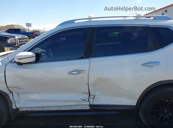 KNMAT2MV9HP571549 2017 NISSAN ROGUE White 
