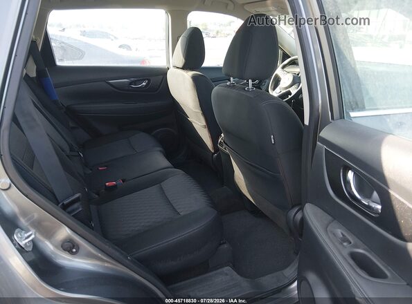 KNMAT2MV9HP572149 2017 NISSAN ROGUE Gray VIN կոդի պիտակի տեսք