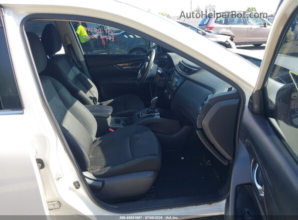 KNMAT2MV9HP608616 2017 NISSAN ROGUE White Սալոնի դիմացի տեսք