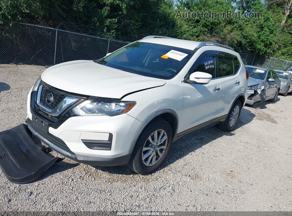 KNMAT2MV9HP608616 2017 NISSAN ROGUE White Առջևի ձախ երեք քառորդ տեսարան