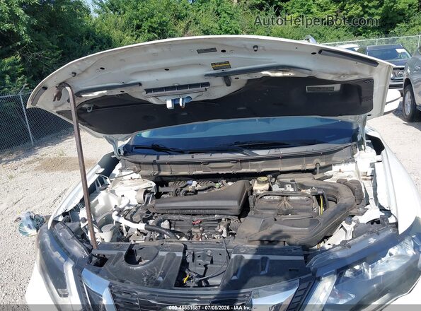 KNMAT2MV9HP608616 2017 NISSAN ROGUE White Հետևի տեսք