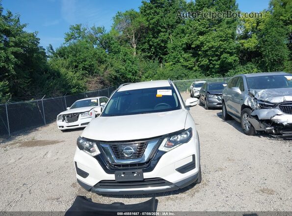 KNMAT2MV9HP608616 2017 NISSAN ROGUE White Սալոնի հետևի տեսք