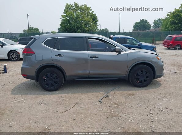 KNMAT2MV9JP543109 2018 NISSAN ROGUE Gray Vista interior trasera