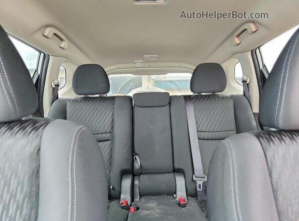 KNMAT2MV9KP548361 2019 NISSAN ROGUE Silver Вид задніх сидінь