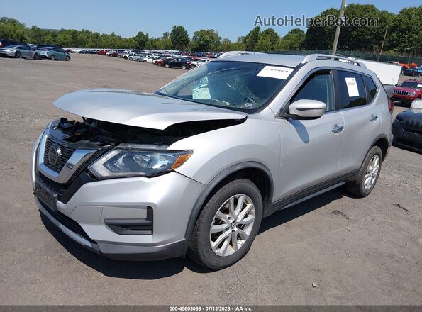 KNMAT2MV9LP541525 2020 NISSAN ROGUE Silver Vista tres cuartos delantera izquierda