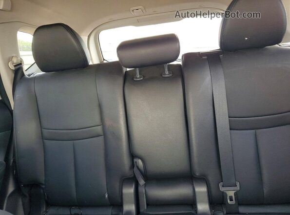 KNMAT2MVXGP712479 2016 NISSAN ROGUE White Հետևի նստատեղերի տեսք