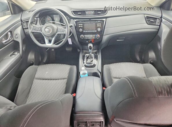 KNMAT2MVXHP509982 2017 NISSAN ROGUE Silver Vista del salpicadero