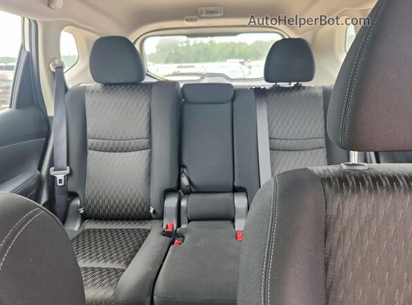 KNMAT2MVXHP509982 2017 NISSAN ROGUE Silver Vista de los asientos traseros