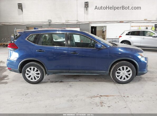 KNMAT2MVXHP560611 2017 NISSAN ROGUE Blue Widok wnętrza z tyłu