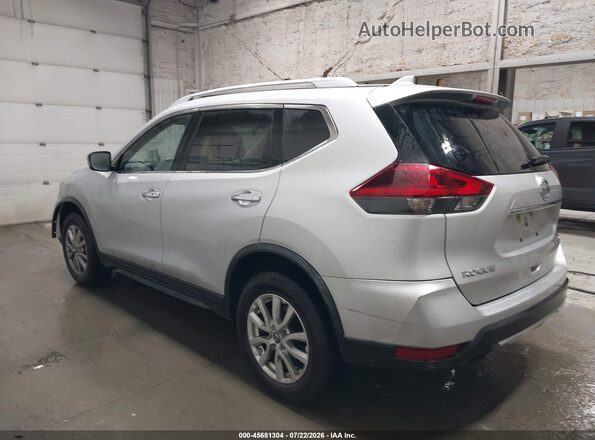 KNMAT2MVXJP523709 2018 NISSAN ROGUE Silver Vista interior de 360 grados