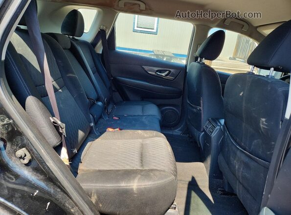 KNMAT2MVXJP528764 2018 NISSAN ROGUE Black Вид задньої частини салону