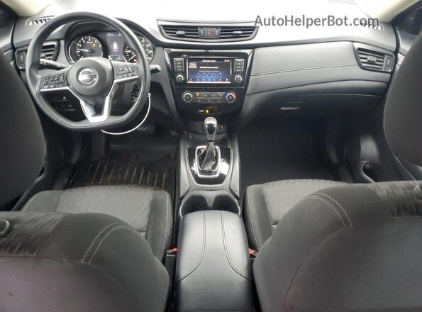 KNMAT2MVXJP568231 2018 NISSAN ROGUE Silver Vista del salpicadero