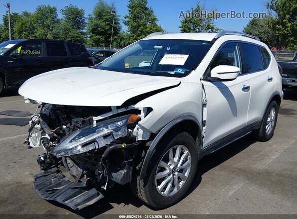 KNMAT2MVXJP582663 2018 NISSAN ROGUE White Առջևի ձախ երեք քառորդ տեսարան