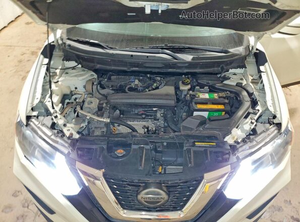 KNMAT2MVXJP596840 2018 NISSAN ROGUE White უკანა სალონის ხედი