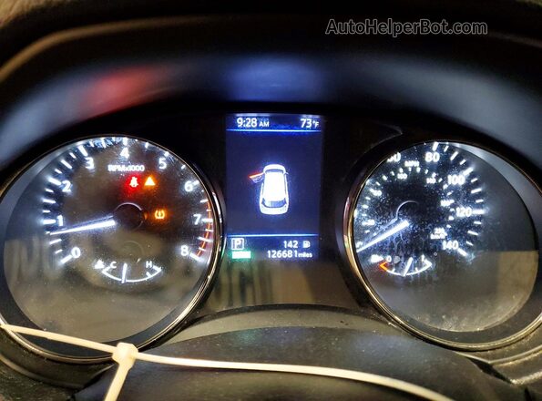 KNMAT2MVXJP596840 2018 NISSAN ROGUE White ხელსაწყოთა პანელის ხედი