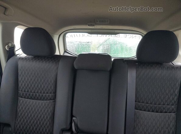 KNMAT2MVXJP602202 2018 NISSAN ROGUE White Widok tylnych siedzeń