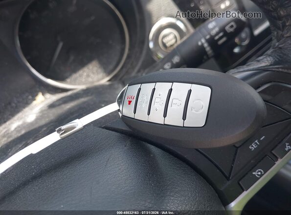 KNMAT2MVXJP603172 2018 NISSAN ROGUE Silver წინა პანელის ხედი