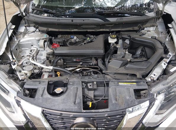 KNMAT2MVXJP603172 2018 NISSAN ROGUE Silver უკანა ხედი
