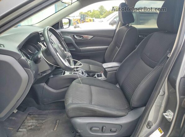 KNMAT2MVXJP620067 2018 NISSAN ROGUE Gray Սալոնի դիմացի տեսք
