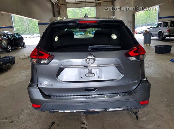 KNMAT2MVXJP621994 2018 NISSAN ROGUE Серый Вид сзади