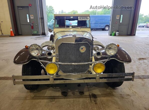 LC150147 1929 MERCEDES-BENZ REPLICA Tan Vista frontal