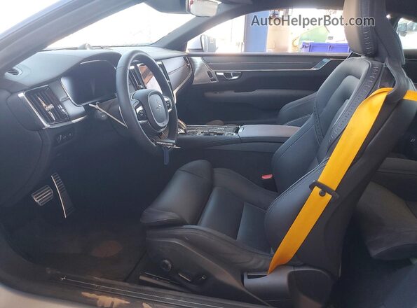 LPSBE0YL7MB001089 2021 POLESTAR 1 White Вид салону спереду
