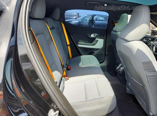 LPSED3KA7NL058431 2022 POLESTAR 2 Black Rear seats view