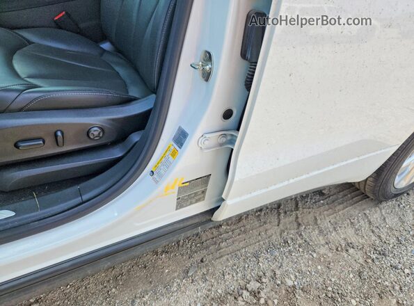 LRBFX1SA4JD016888 2018 BUICK ENVISION White VIN კოდის სტიკერის ხედი