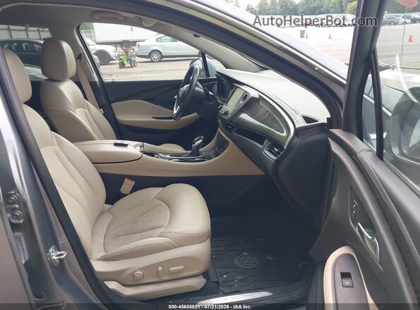 LRBFXBSA1LD078757 2020 BUICK ENVISION Серый Вид салона спереди