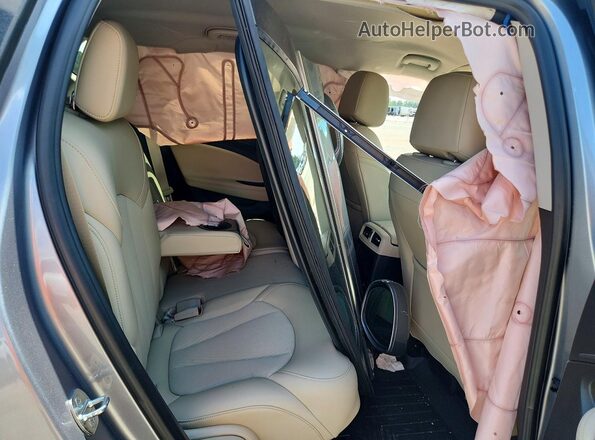 LRBFXBSA6KD008637 2019 BUICK ENVISION Silver Widok wnętrza z tyłu