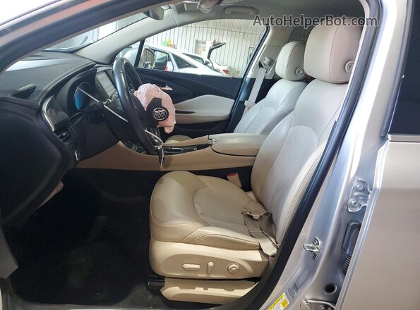 LRBFXBSA9JD029402 2018 BUICK ENVISION White Vista interior delantera