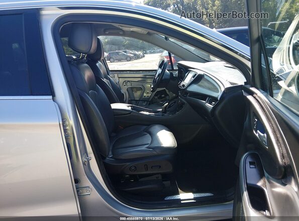 LRBFXCSA5KD039366 2019 BUICK ENVISION Silver Vista interior delantera