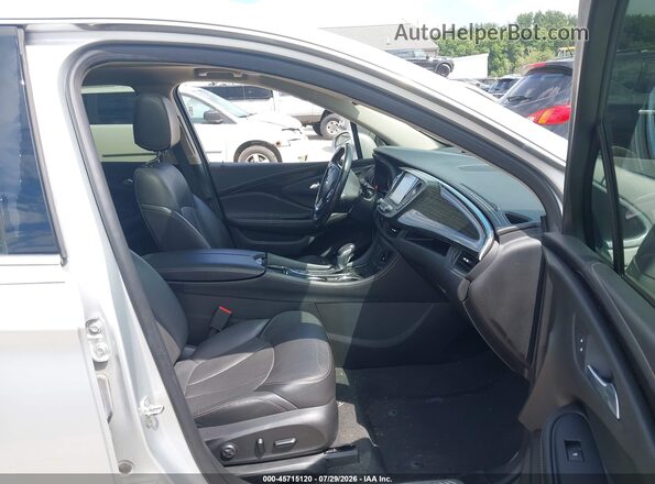 LRBFXESX3HD117510 2017 BUICK ENVISION Серебряный Вид салона спереди