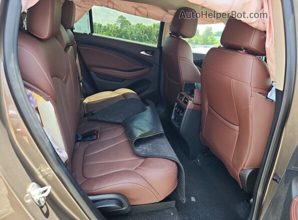 LRBFXESX5HD235574 2017 BUICK ENVISION Brown Widok wnętrza z tyłu