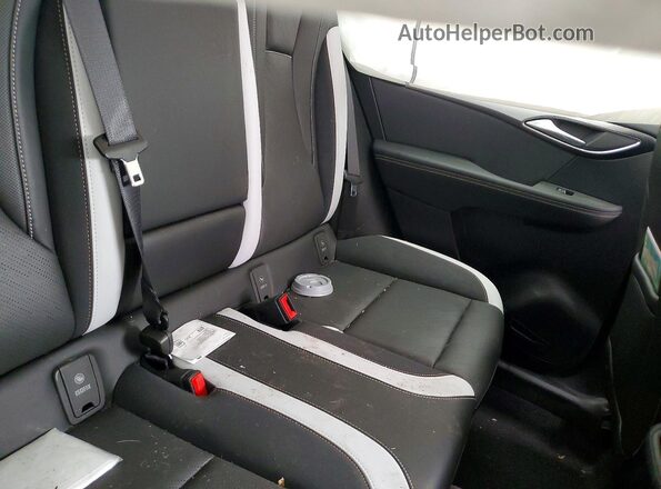 LRBFZLE40SD028405 2025 BUICK ENVISION Red უკანა სალონის ხედი