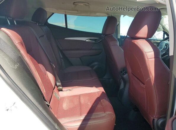 LRBFZLE49SD010677 2025 BUICK ENVISION White Widok wnętrza z tyłu
